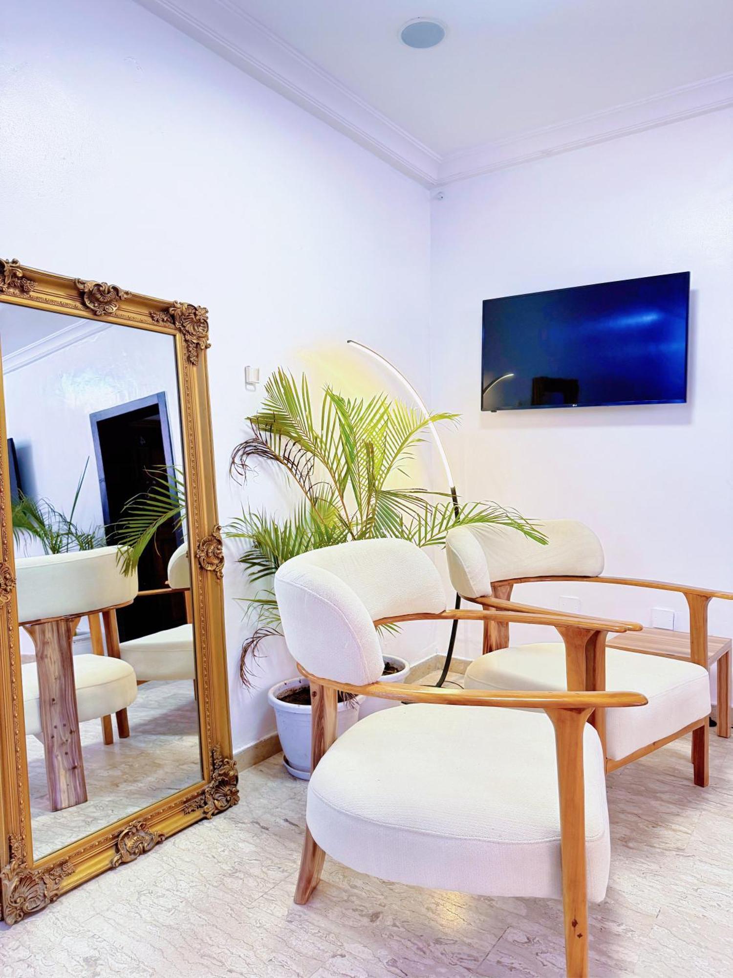 His Dulce Apartments Lagos Eksteriør bilde