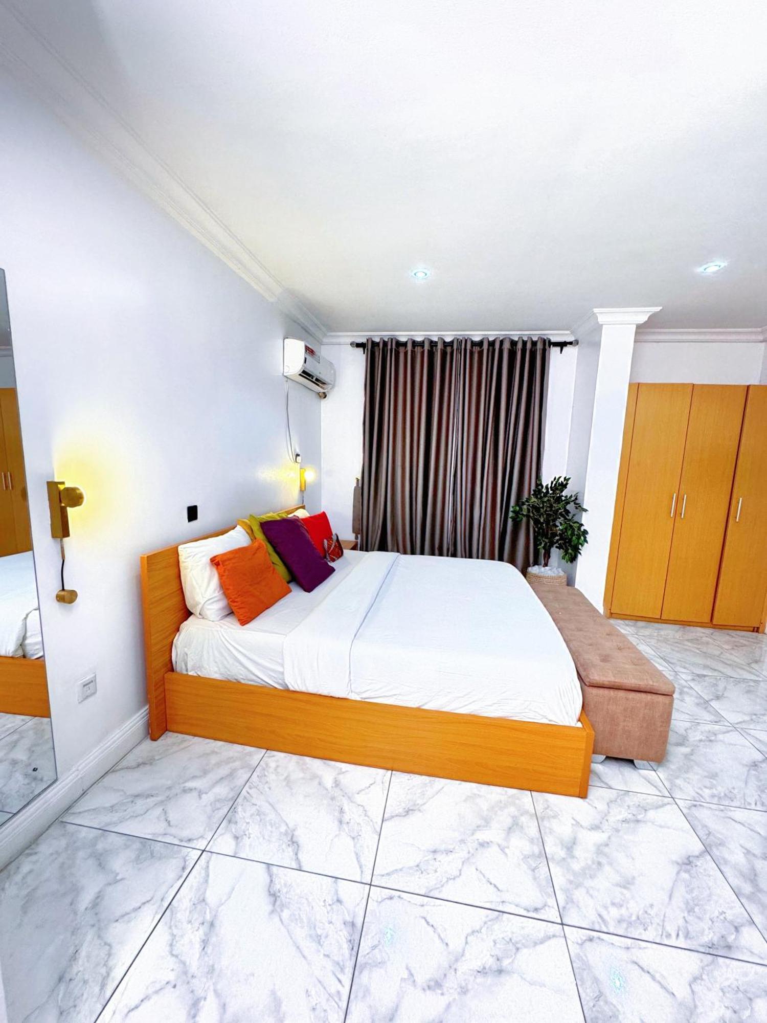 His Dulce Apartments Lagos Eksteriør bilde